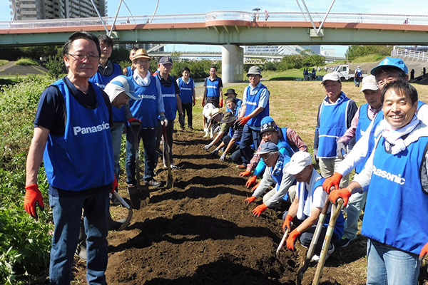 'Tsurumi River Kamoi Takamizu Shiki' Cleaning activities and vegetation conservation activities4